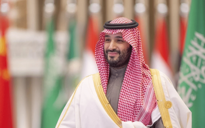 امراة سعودية تفاجئ الامير محمد بن سلمان وتناديه باسمه دون اي القاب وهكذا رد عليها