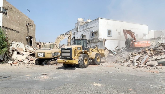 سكان هذه الأحياء يصئون على خبر مفزع.. أمانة جدة تبداء إزالة هذه الأحياء الجديدة بصورة مستعجلة!!