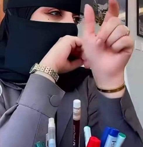 حدث لا يُصدّق.. زوجة سعودية تتصل بزوجها بدلاً من حبيبها وما حدث بعد ذلك