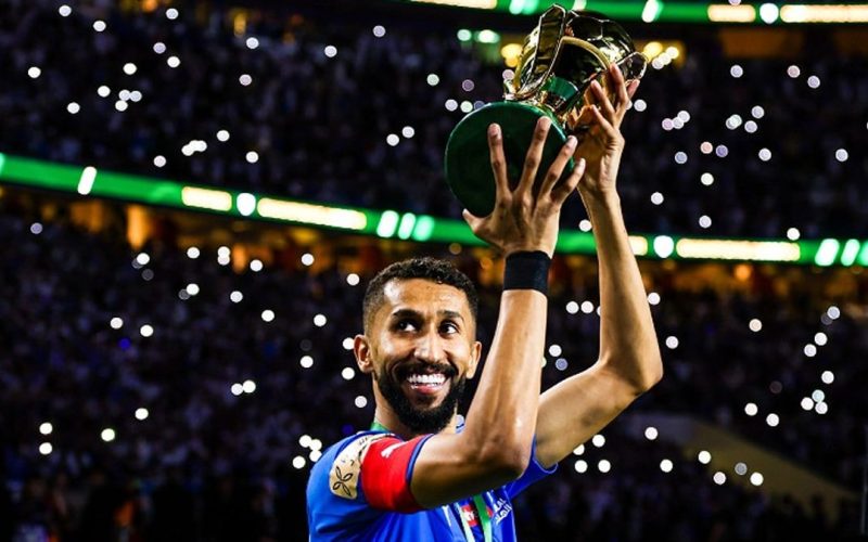 خبر سيئ لعشاق نادي الهلال السعودي: رحيل النجم الكبير سلمان الفرج الى هذا النادي