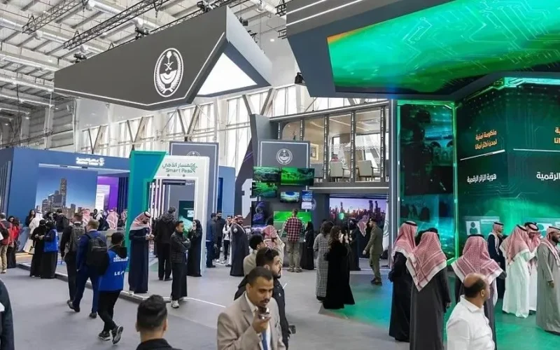 الداخلية السعودية تصدم جميع المسافرين في مؤتمر ليب التقني 2025.. لن يستطيع احد تجاوز هذه الخوذة